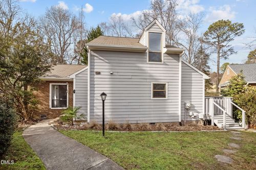 127 Clancy Cir, Cary, NC, 27511-5577 | Card Image