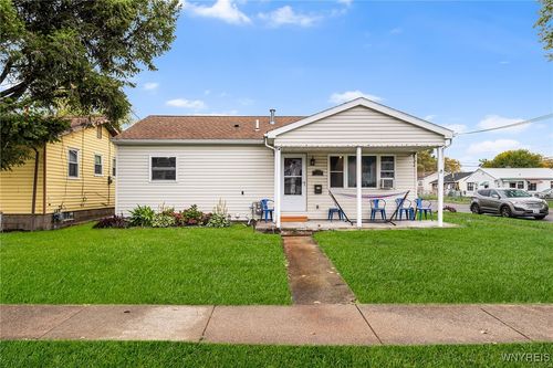 120 Wilmuth Ave, Lackawanna, NY, 14218-2552 | Card Image