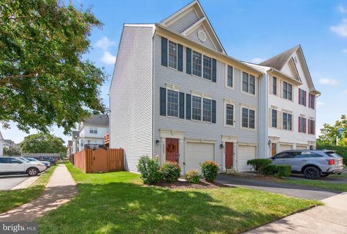 45445 Timber Trail Sq, STERLING, VA, 20164-5360 | Card Image