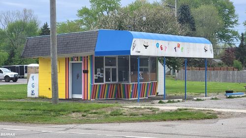 644 E Huron River Dr, Belleville, MI, 48111-3668 | Card Image