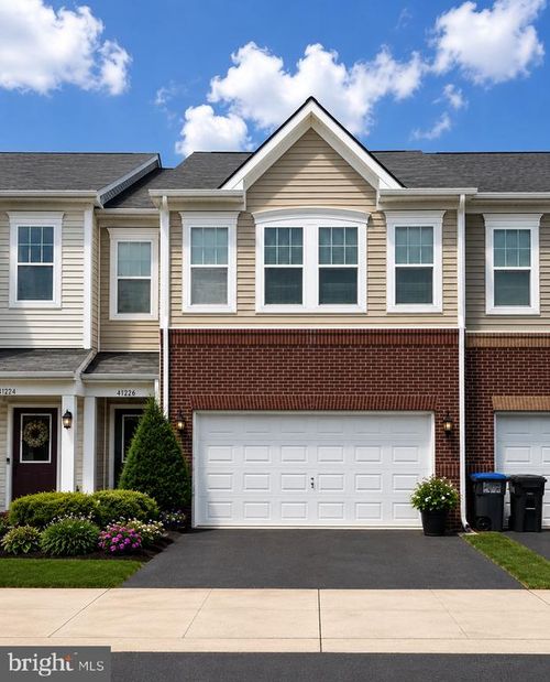 41926 Logan Stone Ter, Stone Ridge, VA, 20105-2787 | Card Image