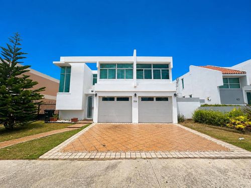 266-8 Veredas De Navarro, Gurabo, PR, 00778 | Card Image