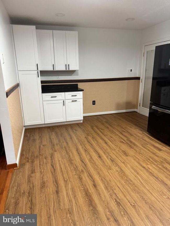 7869 Wenwell Ct, House other with 4 bedrooms, 2 bathrooms and null parking in PASADENA MD | Image 6