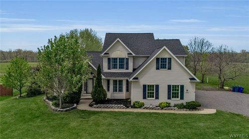 5435 Mapleton Rd, Lockport, NY, 14094-9295 | Card Image