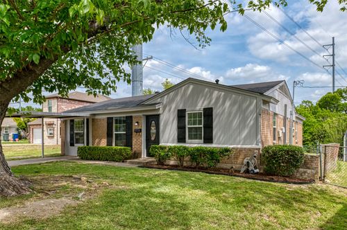 502 Davidson Dr, Garland, TX, 75040-7233 | Card Image