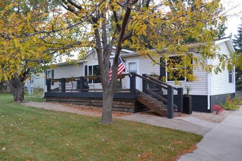 1012 Roughlock Ln, Spearfish, SD, 57783-8617 | Card Image