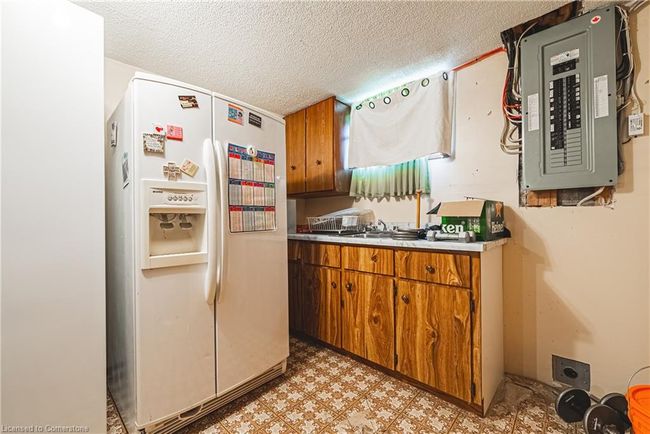 95 Ellington Ave, House other with 5 bedrooms, 3 bathrooms and 5 parking in Stoney Creek ON | Image 44