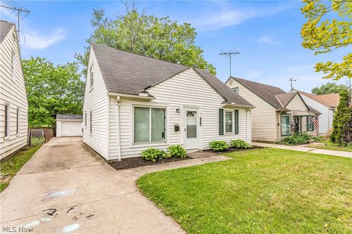 18517 Homeway Rd, Cleveland, OH, 44135-4021 | Card Image