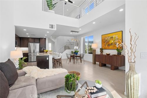 555 Rockefeller, Irvine, CA, 92612-8114 | Card Image