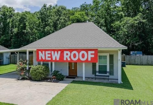 11231 Tracy St, Saint Amant, LA, 70774-3950 | Card Image