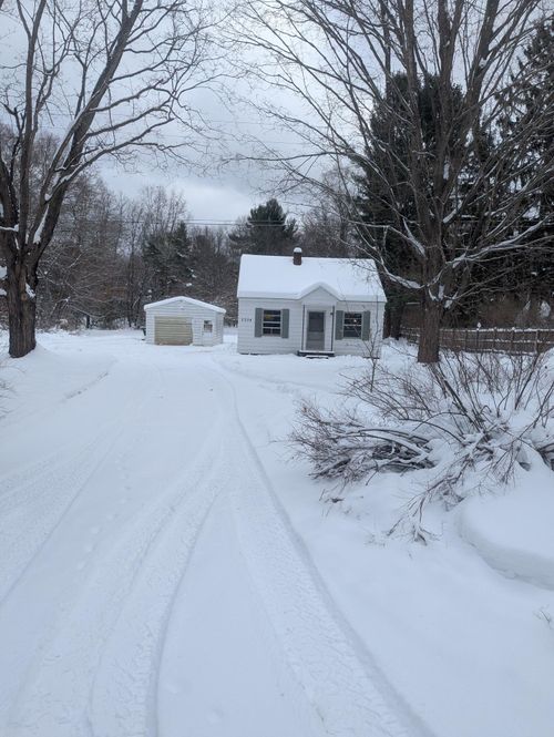 2304 Central Avenue, Dalton Township, MI, 49445 | Card Image