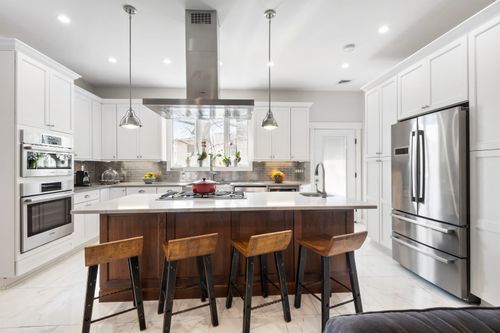 19 78th St, North Bergen, NJ, 07047-5477 | Card Image