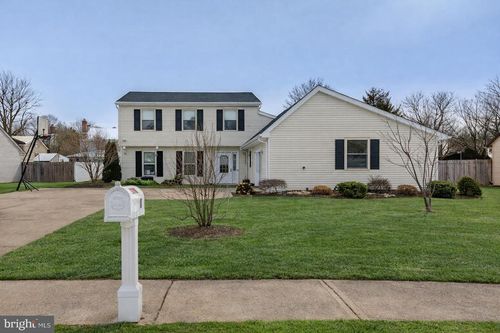 45 Stratford Ln, MOUNT LAUREL, NJ, 08054-1920 | Card Image