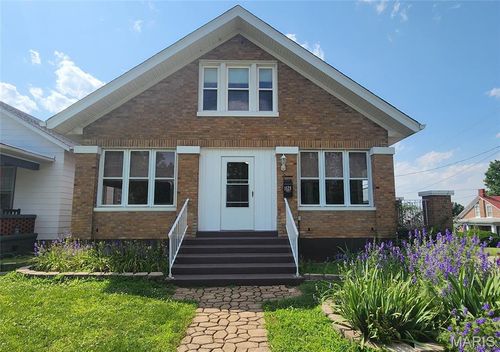 1629 Swanwick St, Chester, IL, 62233-1016 | Card Image