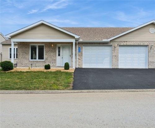 498 Sunview Cir, Latrobe, PA, 15650 | Card Image