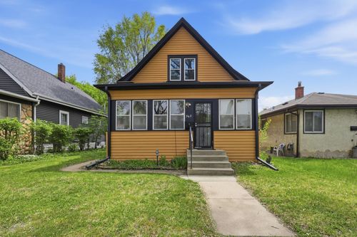942 Central Ave W, Saint Paul, MN, 55104-4724 | Card Image