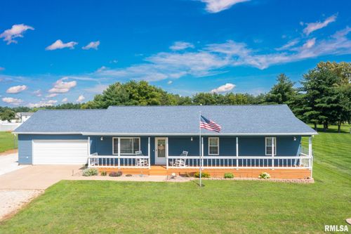 14000 Grandview Dr, Manito, IL, 61546-8691 | Card Image