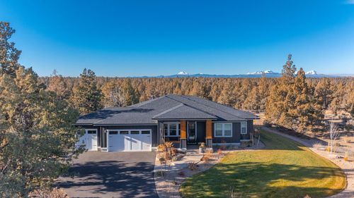 60515 Ward Rd, Bend, OR, 97702-9788 | Card Image