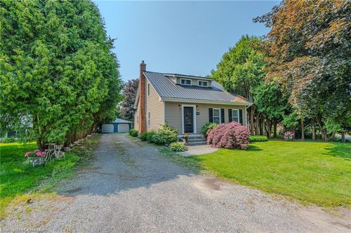 2722 Red Maple Ave, Jordan Station, ON, L0R1S0 | Card Image