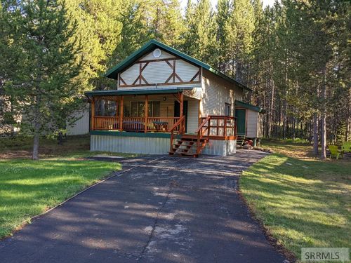 4010 Coyote, Island Park, ID, 83429-5088 | Card Image
