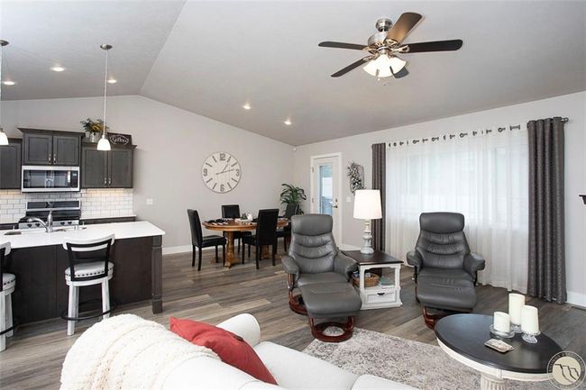 23 Twin Pines Loop, Townhouse with 3 bedrooms, 2 bathrooms and null parking in Billings MT | Image 22