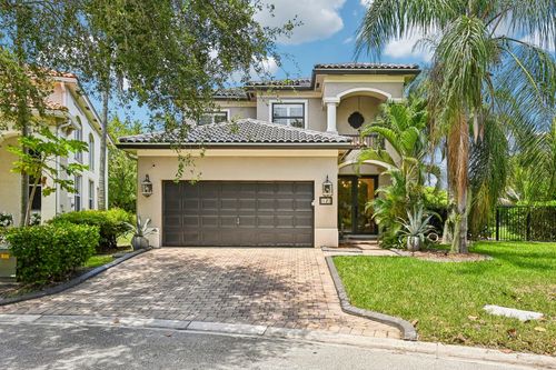 1121 Center Stone Ln, Riviera Beach, FL, 33404-1827 | Card Image