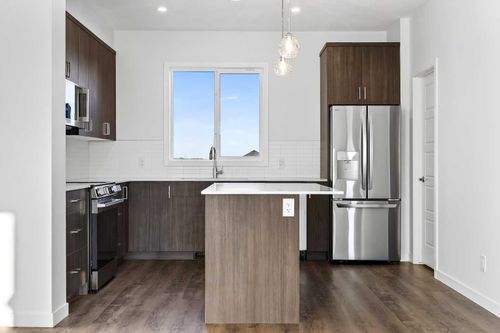 103-40 Creekside Blvd Sw, Calgary, AB, T2X4R1 | Card Image