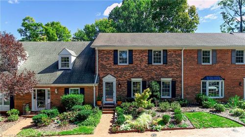 512 Lindley Rd, Greensboro, NC, 27410-4933 | Card Image
