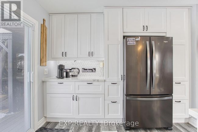 4382 Central Avenue, House other with 5 bedrooms, 2 bathrooms and 5 parking in Lincoln (Beamsville) ON | Image 7