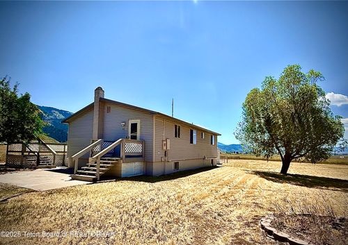 441 S Grover Rd, Grover, WY, 83122-8815 | Card Image