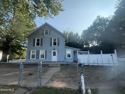 725 Snyders Corners Rd, Poestenkill, NY, 12140-2920 | Card Image