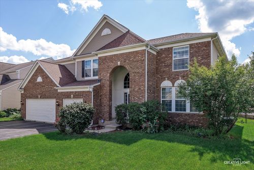 3529 Chancery Ln, Carpentersville, IL, 60110-3467 | Card Image