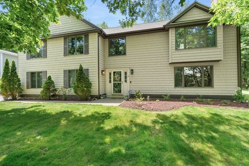 25 Dexter Rd, Melrose, MA, 02176-6501 | Card Image