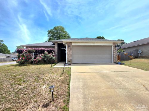 197 Millet Cir, Cantonment, FL, 32533-7888 | Card Image