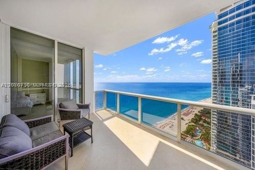 4702-18101 Collins Ave, Sunny Isles Beach, FL, 33160-3047 | Card Image