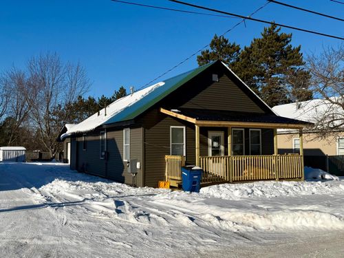 953 Saunders Ave, Park Falls, WI, 54552-1550 | Card Image