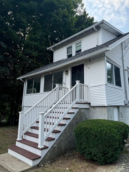 134 Sherman St, Quincy, MA, 02170-1313 | Card Image