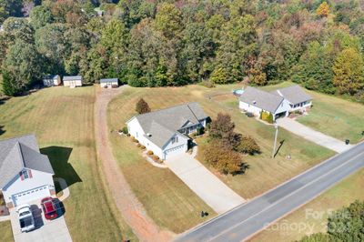 3713 Mack Ballard Road, House other with 3 bedrooms, 2 bathrooms and null parking in Maiden NC | Image 1