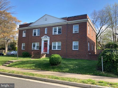 apt-5-702 22nd St S, ARLINGTON, VA, 22202-2749 | Card Image
