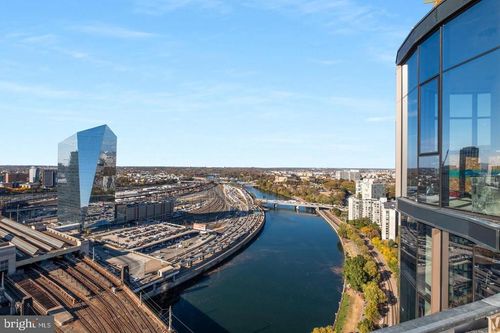 30 N 23rd St, PHILADELPHIA, PA, 19103-1590 | Card Image