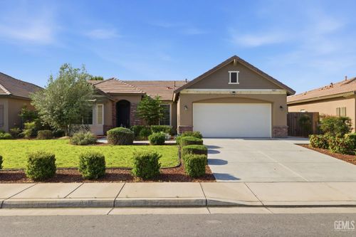 9005 Ribston Ave, Bakersfield, CA, 93312-2693 | Card Image