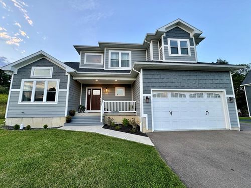 9333 Woodcrest Dr, Painted Post, NY, 14870-9661 | Card Image