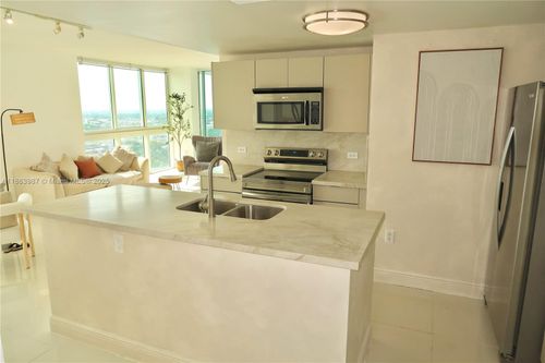 unit-2505-1861 Nw South River Dr, Miami, FL, 33125-2768 | Card Image