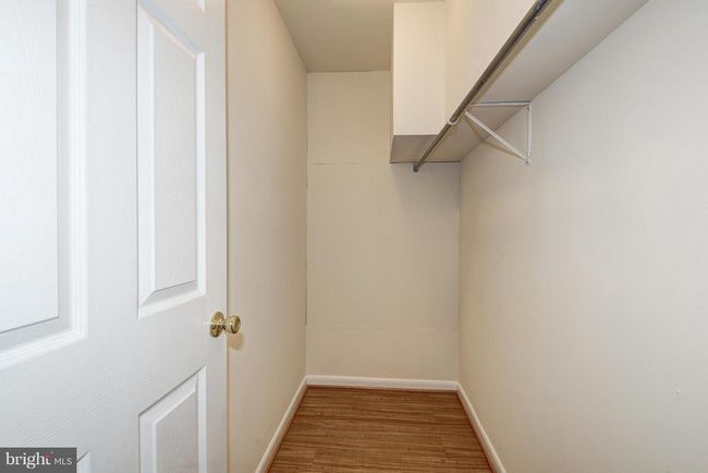 1502 Farsta Ct, Townhouse with 3 bedrooms, 4 bathrooms and null parking in RESTON VA | Image 24