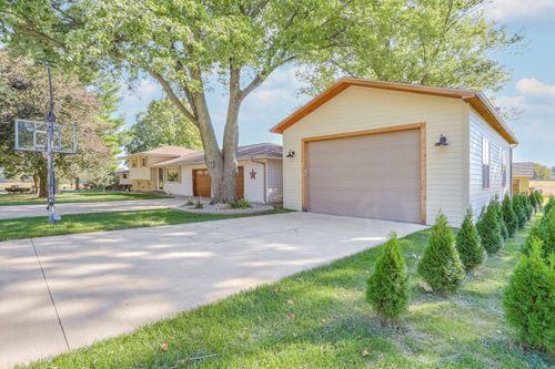 3303 E Bruce Acres Drive, Urbana, IL, 61802 | Card Image