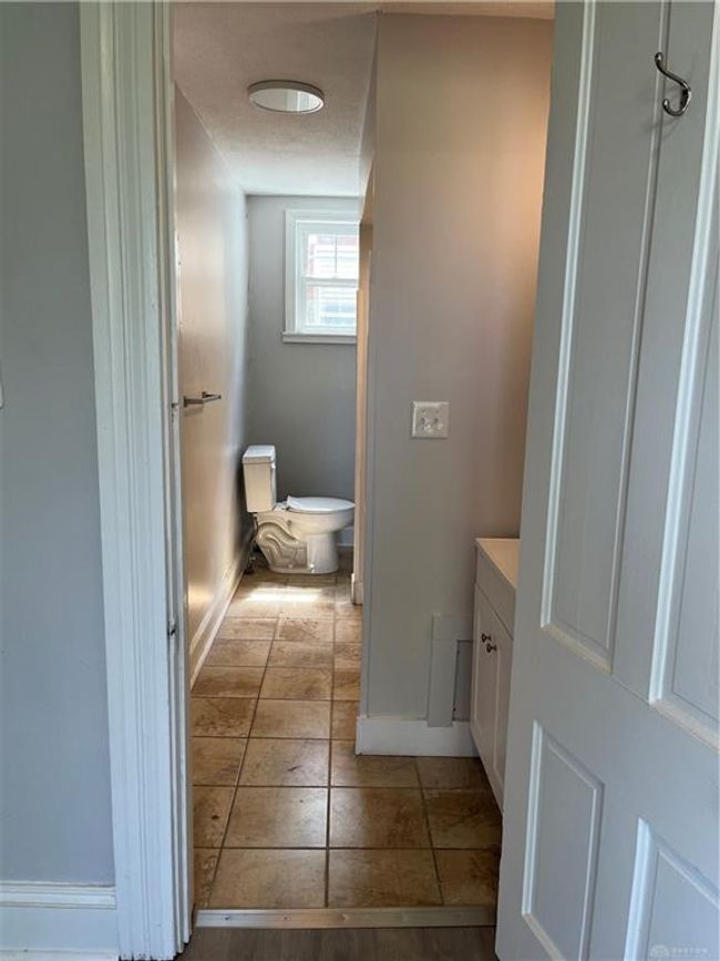 400 S Detroit St, House other with 4 bedrooms, 2 bathrooms and null parking in Xenia OH | Image 30