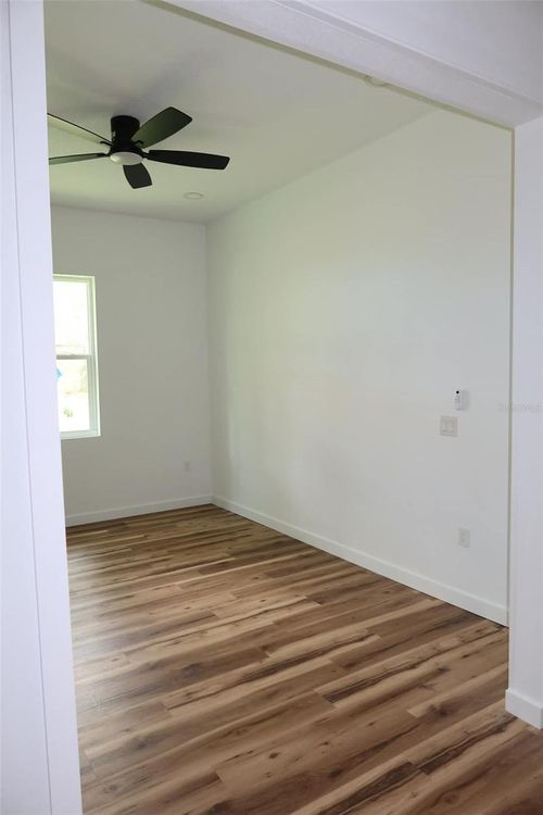 611 Elm St, SAFETY HARBOR, FL, 34695-2822 | Card Image