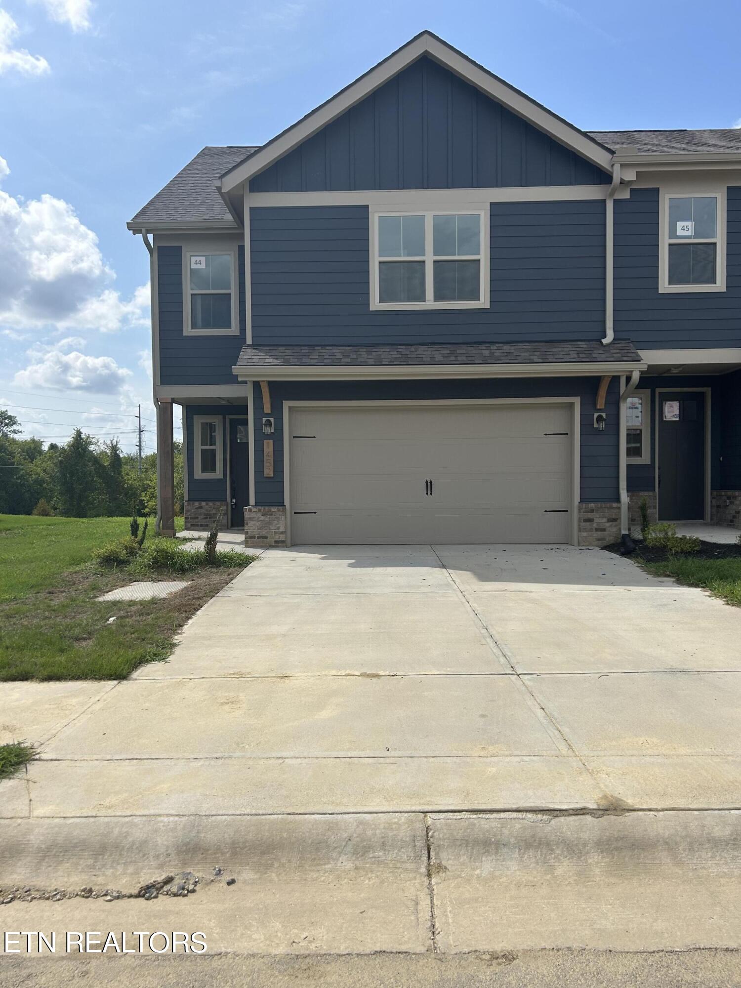 Mountain Quail Cir, Maryville, TN 37801