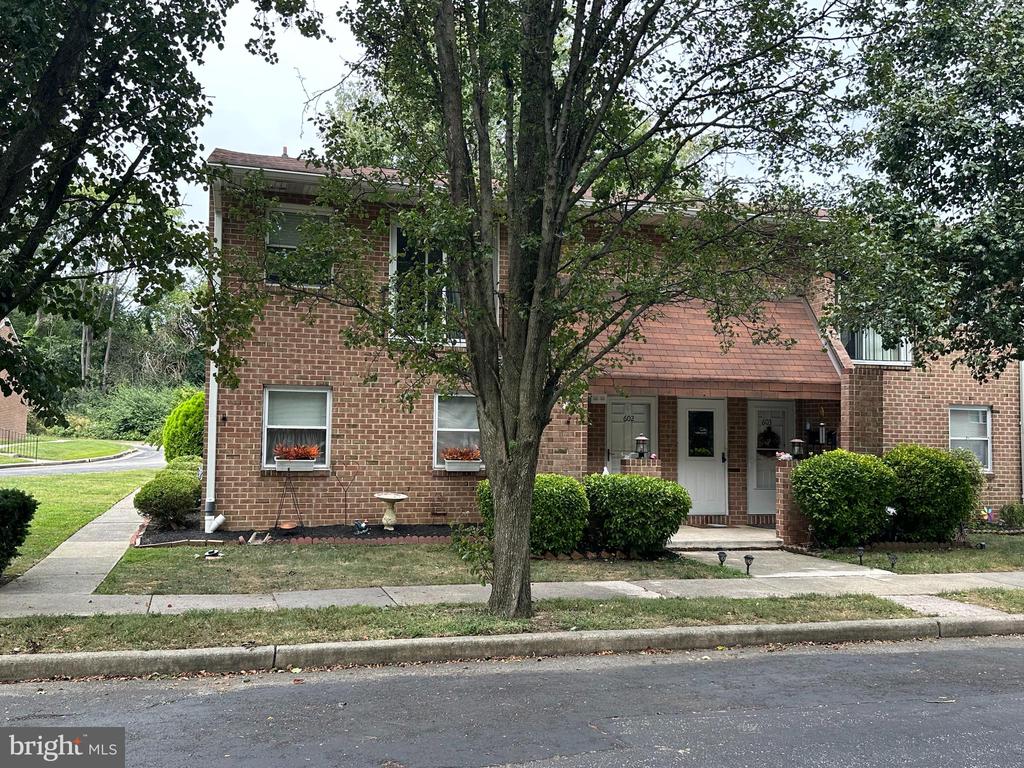 Winding Way, Westville, NJ 08093