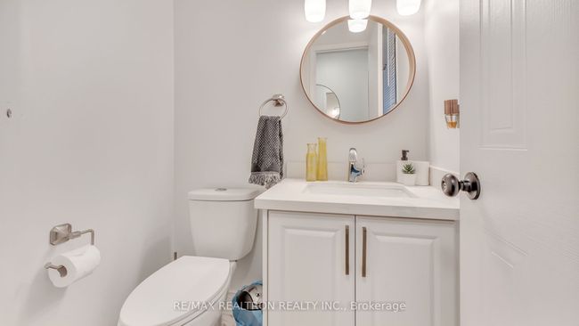 22 Macintyre Lane, Condo with 3 bedrooms, 3 bathrooms and 1 parking in Ajax ON | Image 13